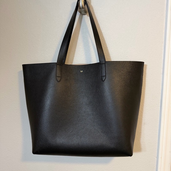 Cuyana Black Leather Tote - Picture 2 of 12